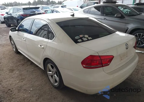 2013 Volkswagen Passat 2.5L Se from USA, damaged, VIN 1VWBH7A30DC118666